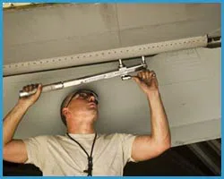 United Garage Door Oceanside, CA 442-255-5001 - sidebar-door-install-15-05m